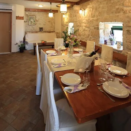 Vila Ivo I Bepo In Makarska, Heated Pool