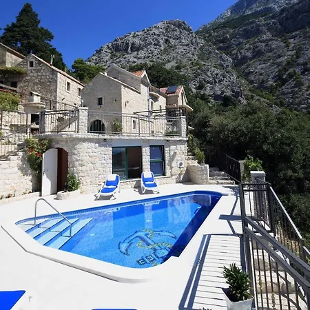 Ivo I Bepo In Makarska, Heated Pool