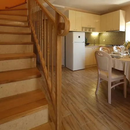 Vila Ivo I Bepo In Makarska, Heated Pool *